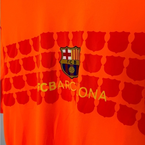 FCB Barcelona Bright Orange Men's T-Shirt (M) - Picture 3 of 5